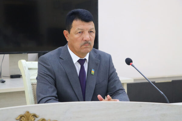 Халық депутатлары Нөкис районлық Кеңесиниң сексен тоғызыншы сессиясы болып өтти