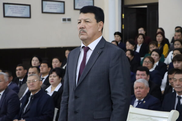 Халық депутатлары Нөкис районлық Кеңесиниң VII шақырық биринши сессиясы болып өтти